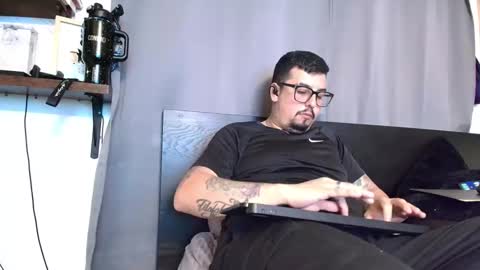 Snapshot of donny_verger69 chatting on March 7, 2026, 2:41 am Conejo sex 69 online show from March 7, 2026, 2:41 am