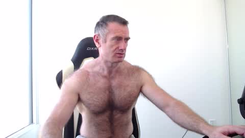 Donny online show from October 2, 2025, 1:51 pm