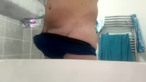 Panties and stockings  tranny online show from March 6, 2025, 9:31 pm