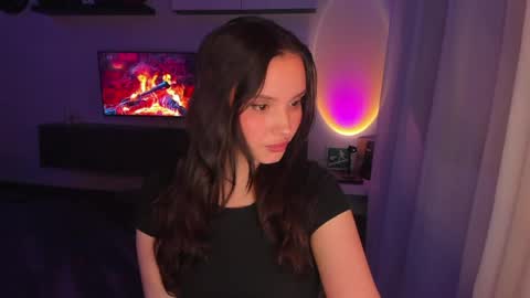 Dora Charmer online show from April 1, 2026, 5:32 pm