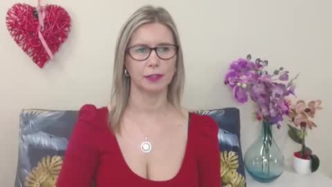 Snapshot of doreenkiss chatting on January 14, 2025, 7:48 am DoreenSexy online show from January 14, 2025, 7:48 am