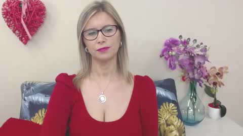 Snapshot of doreenkiss chatting on January 22, 2025, 7:25 am DoreenSexy online show from January 22, 2025, 7:25 am