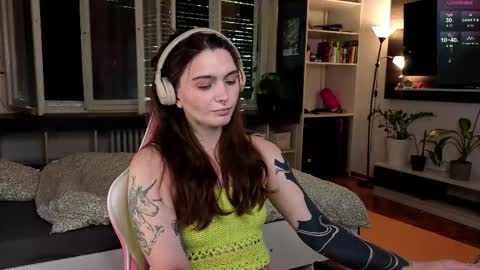 Snapshot of dorfmatratze_ chatting on May 29, 2026, 6:00 am Alice online show from May 29, 2026, 6:00 am