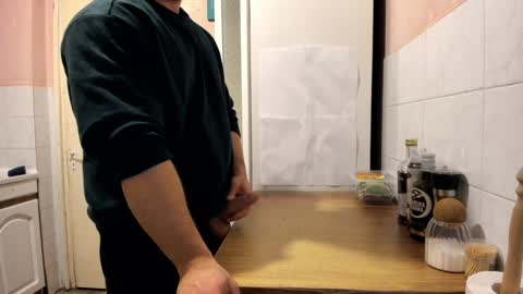 menu  below online show from December 19, 2024, 7:29 pm