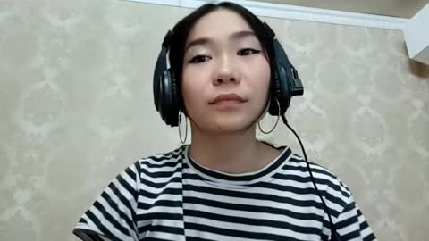 Snapshot of dorothygreene chatting on October 11, 2025, 12:04 pm YuKi online show from October 11, 2025, 12:04 pm