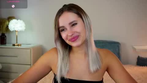 Amy online show from September 18, 2025, 9:55 am