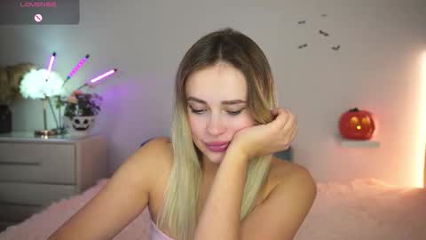 Amy online show from October 26, 2025, 1:39 pm