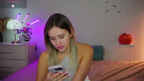 Amy online show from October 31, 2025, 5:14 pm