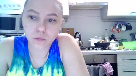 Dorrie Ann online show from December 27, 2024, 1:39 pm