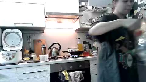 Dorrie Ann online show from March 5, 2025, 5:07 am