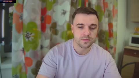 Snapshot of dosilasa chatting on December 5, 2024, 5:06 pm Sasha online show from December 5, 2024, 5:06 pm