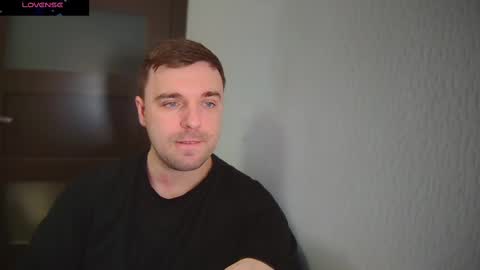 Snapshot of dosilasa chatting on March 5, 2025, 7:06 pm Sasha online show from March 5, 2025, 7:06 pm