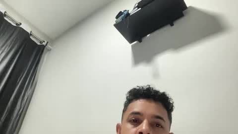 Snapshot of dotadinha chatting on February 17, 2026, 5:26 am dotadinha online show from February 17, 2026, 5:26 am