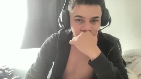 Snapshot of dotadinha chatting on February 22, 2026, 2:15 pm dotadinha online show from February 22, 2026, 2:15 pm