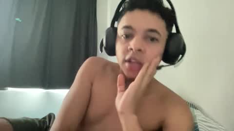 Snapshot of dotadinha chatting on February 23, 2026, 1:30 pm dotadinha online show from February 23, 2026, 1:30 pm