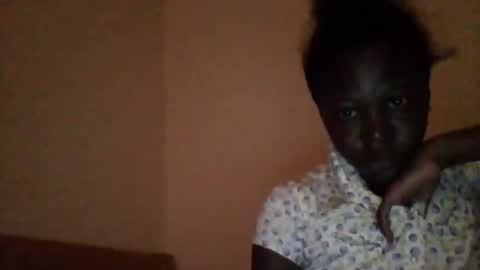 Snapshot of dottletop chatting on February 3, 2025, 4:46 am dottletop online show from February 3, 2025, 4:46 am