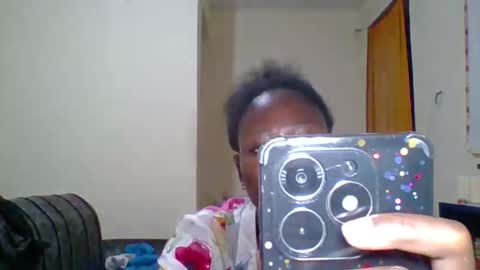 Snapshot of dottletop chatting on February 3, 2025, 4:41 pm dottletop online show from February 3, 2025, 4:41 pm