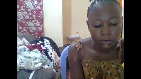 Snapshot of dottletop chatting on March 6, 2025, 11:47 am dottletop online show from March 6, 2025, 11:47 am