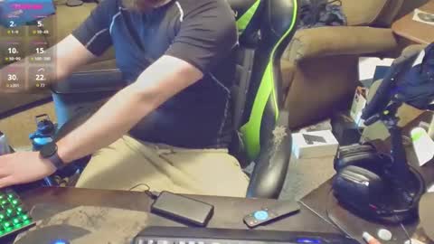 DotYourEyezez  online show from February 1, 2025, 10:15 am