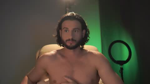 Keen online show from October 17, 2025, 10:23 pm