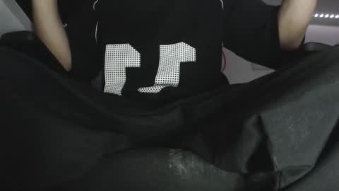 douglas_drake online show from October 17, 2025, 3:10 am