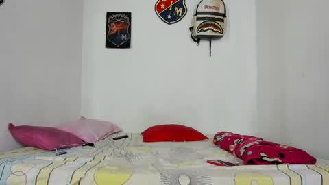 douglas_gallegos online show from December 11, 2024, 7:03 pm