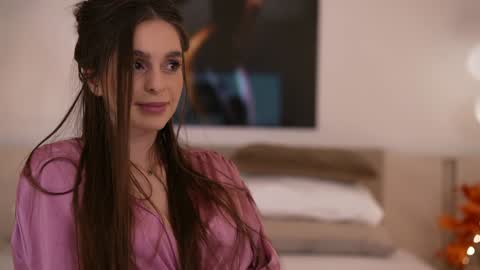    .         . online show from November 8, 2025, 7:52 am