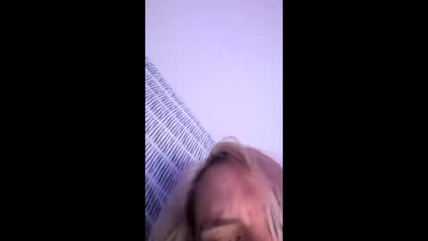 downforwhatever1212 online show from November 2, 2025, 1:08 am