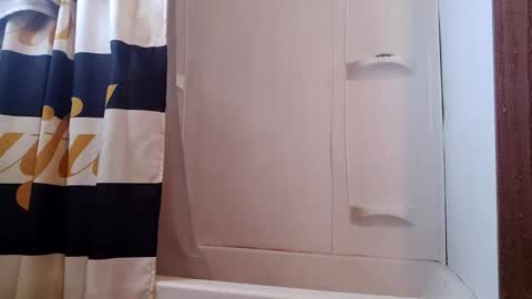 MrPirated online show from October 13, 2025, 4:40 pm