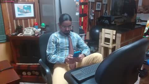 Snapshot of dr_simon84 chatting on January 7, 2025, 2:51 pm Dr Simon online show from January 7, 2025, 2:51 pm