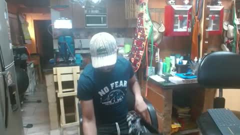 Snapshot of dr_simon84 chatting on January 16, 2025, 10:02 pm Dr Simon online show from January 16, 2025, 10:02 pm