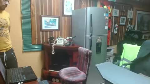 Snapshot of dr_simon84 chatting on January 28, 2025, 5:54 am Dr Simon online show from January 28, 2025, 5:54 am