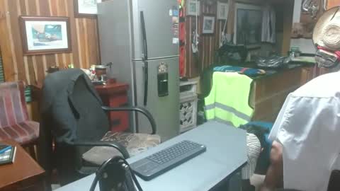 Snapshot of dr_simon84 chatting on January 29, 2025, 2:30 am Dr Simon online show from January 29, 2025, 2:30 am