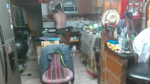 Snapshot of dr_simon84 chatting on February 16, 2025, 7:37 am Dr Simon online show from February 16, 2025, 7:37 am