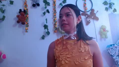 Laura online show from April 26, 2026, 9:01 pm