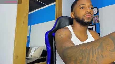 ---Drake--- online show from September 28, 2025, 4:12 pm