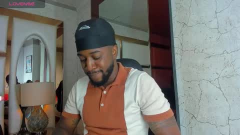 ---Drake--- online show from November 17, 2025, 6:03 pm