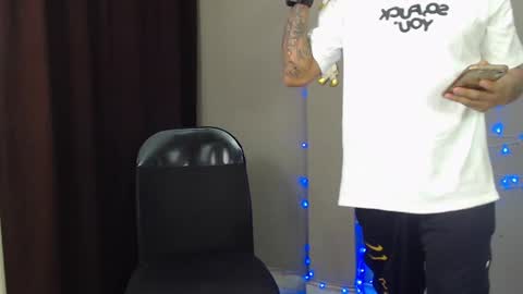 Snapshot of drake_the_kingmaster chatting on January 7, 2025, 8:42 pm ig kingmaster777 online show from January 7, 2025, 8:42 pm