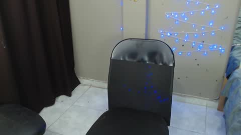 Snapshot of drake_the_kingmaster chatting on January 10, 2025, 1:10 am ig kingmaster777 online show from January 10, 2025, 1:10 am