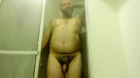 drake whitee Independent Model online show from June 11, 2026, 4:21 am