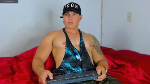 drake_xion1 online show from February 1, 2025, 1:55 am