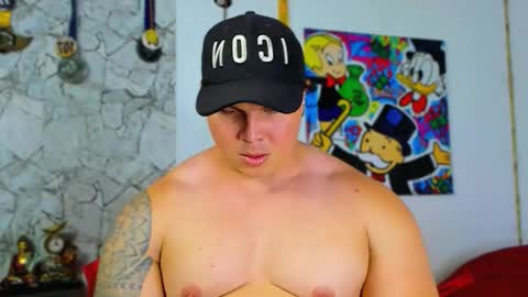 drake_xion1 online show from September 15, 2025, 8:31 pm