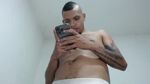 drako_monstercock online show from December 18, 2025, 6:41 am