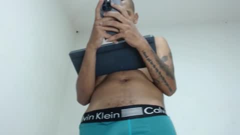 drako_monstercock online show from December 22, 2025, 7:49 am