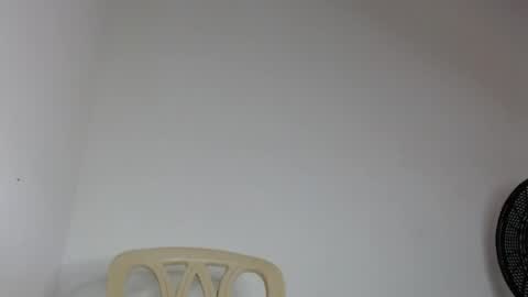 drako_monstercock online show from April 8, 2026, 6:52 pm