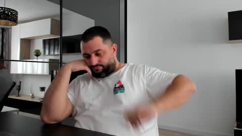 Draven A online show from February 12, 2025, 11:07 am