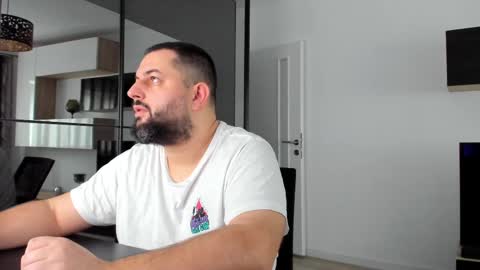 Draven A online show from March 1, 2025, 9:07 am