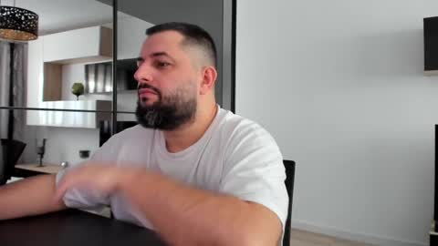 Draven A online show from March 10, 2025, 8:37 am