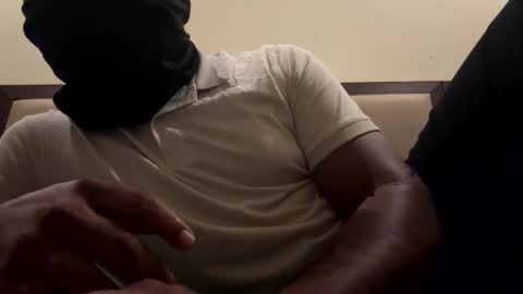 drbeeg online show from November 1, 2025, 1:02 pm