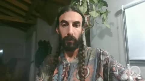 new profile Aircum99  online show from March 18, 2026, 3:31 am